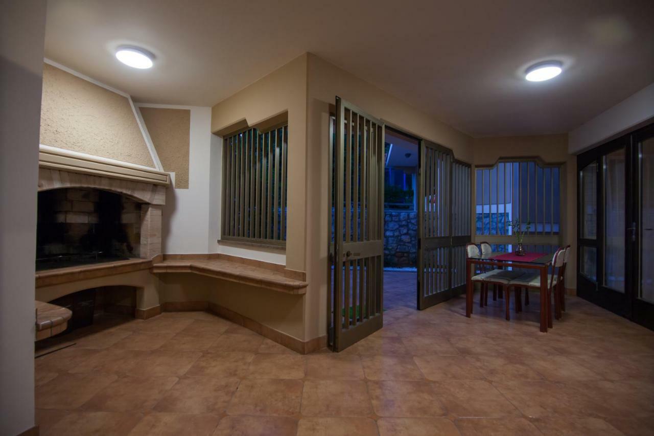 Villa Royale Krk 克尔克 外观 照片