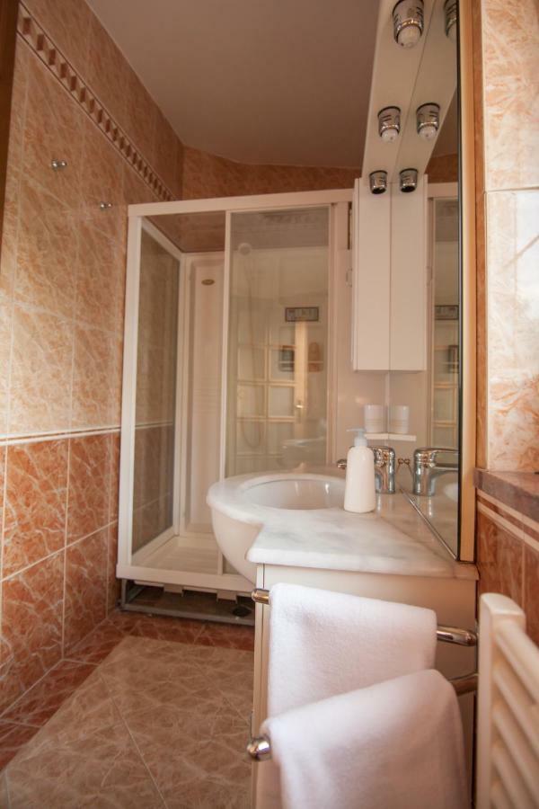 Villa Royale Krk 克尔克 外观 照片